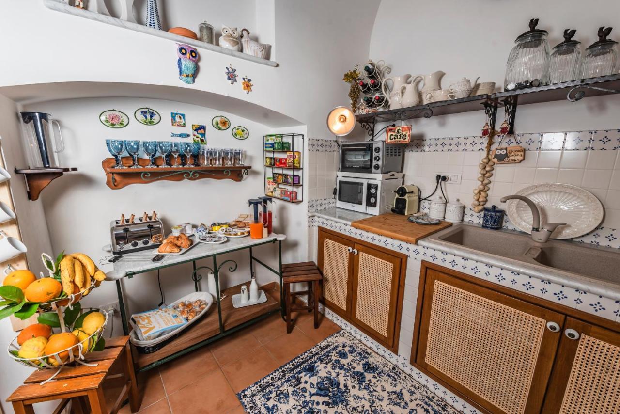 La Casa Degli Angeli Acomodação com café da manhã Salerno Exterior foto