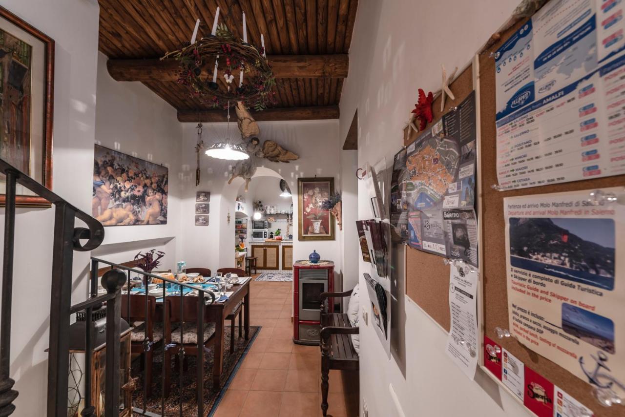 La Casa Degli Angeli Acomodação com café da manhã Salerno Exterior foto