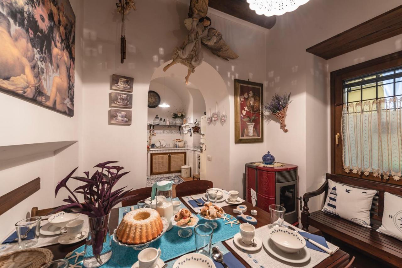 La Casa Degli Angeli Acomodação com café da manhã Salerno Exterior foto